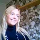 Hot and Horny Cam Girl Ready to Play with You
